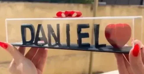3D-Printed Dual-Name Illusion Figurine - Phresh Fashion 